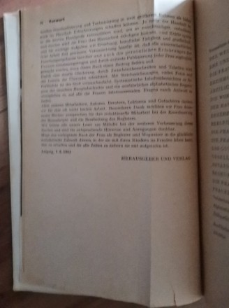 Die Frau. Kleine Enzyklopädie / Жінка. Мала енциклопедія. 
1964 VEB Biblio. . фото 6