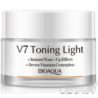 База под макияж для лица Bioaqua V7 toning light с витаминным комплексом 50 мл