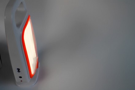 Фонарь-прожектор HG-7128 - это качественный и надежный фонарик, отличия от похож. . фото 7