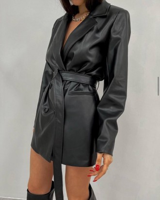  Сукня-піджак 
Розмір 42-44, 46-48
Колір чорний 
Тканина - эко-шкіра на флісі 
С. . фото 3