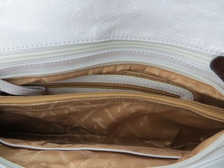 Женский кожаный клатч Giaguaro Giorgio Ferretti белый 31085H2032
Описание модели. . фото 11