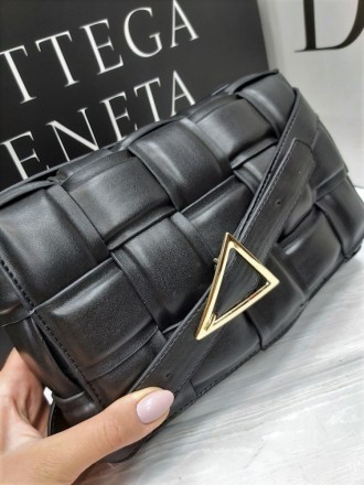 
 
 Сумка-клатч под известный бренд Bottega Veneta изготовлена из качественной э. . фото 3