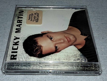Продам Фирменный СД Ricky Martin - Ricky Martin
Состояние диск/полиграфия NM/NM. . фото 6