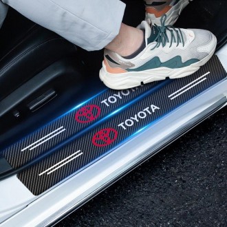 Захисна плівка для порогів Toyota
Захисні накладки на пороги - найкраще рішення . . фото 2