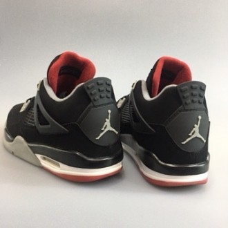 Мужские баскетбольные кроссовки Air Jordan 4: характеристики
История этой модели. . фото 4