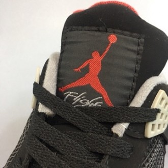 Мужские баскетбольные кроссовки Air Jordan 4: характеристики
История этой модели. . фото 5