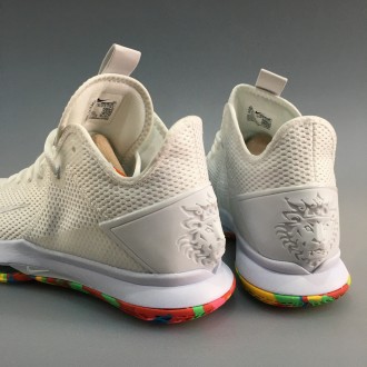 Мужские кроссовки Nike LeBron Witness 4 созданы для максимальной фиксации голено. . фото 4