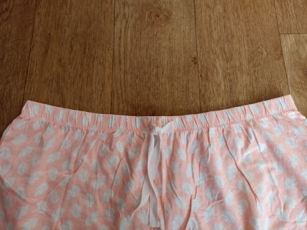 Пижамные красивые женские шортики из хлопка. По талии резинка + шнурок. 

Цвет. . фото 5