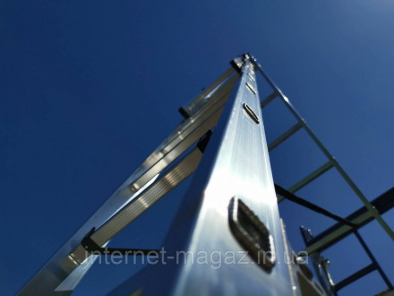 Алюминиевая трехсекционная универсальная лестница может использоваться как раздв. . фото 2
