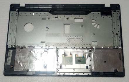 Середня частина корпуса (топкейс) з ноутбука ASUS F75A 13GNDO1AP072-1 49XJ4TCJN0. . фото 3