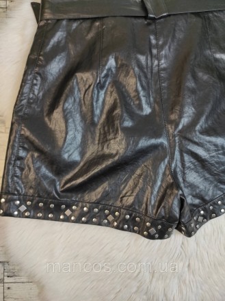 Женские кожаные шорты Twinset чёрного цвета с поясом и заклепками 
Состояние: б/. . фото 8