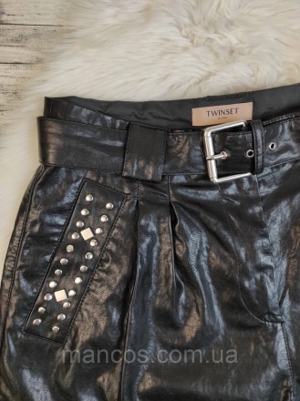 Женские кожаные шорты Twinset чёрного цвета с поясом и заклепками 
Состояние: б/. . фото 3
