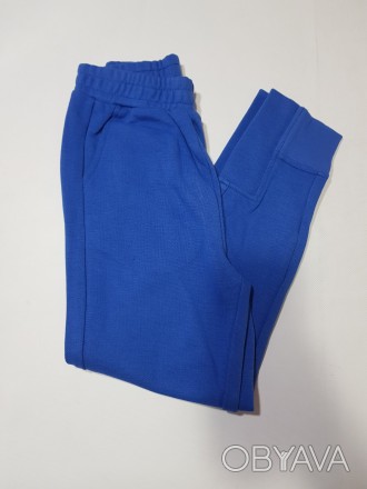 Вузькі штани пошиті із щільної сумішевої тканини, яка сильно не витягується та т. . фото 1