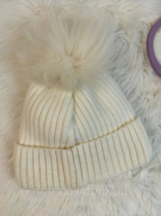 Женская зимняя шапка Monleo с меховым помпоном молочного цвета с бусинами 
Состо. . фото 5