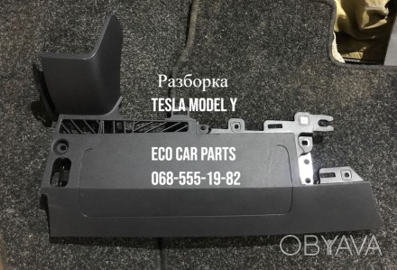 Подушка безопасности колени водителя Tesla Model 3 Y 1077825-00-D. . фото 1