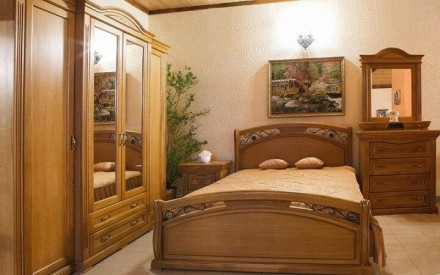 Спальня Роксолана з масиву дерева вільха.

Ціна вказана за спальний комплект Р. . фото 10