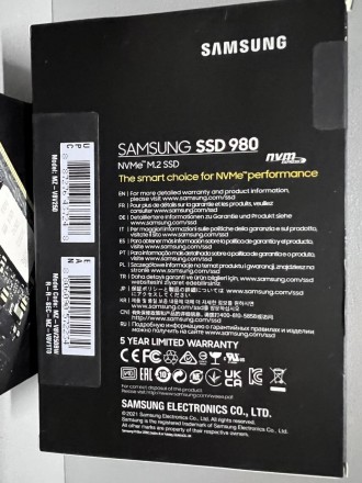 
SSD накопитель Samsung 980 250 GB (MZ-V8V250BW) НОВЫЙ!!!
Быстрый и надежный тве. . фото 4
