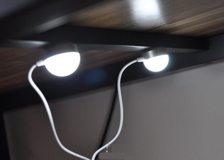 
Подвійний світлодіодний USB-світильник, білого кольору світіння. 
Відстань між . . фото 3