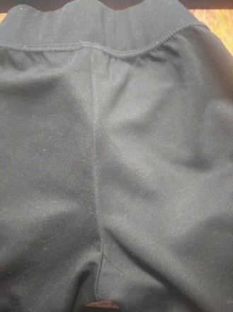 Трикотажные штаны,леггинсы,лосины на девочку р.140,C&A для дома.
Цвет - чер. . фото 9