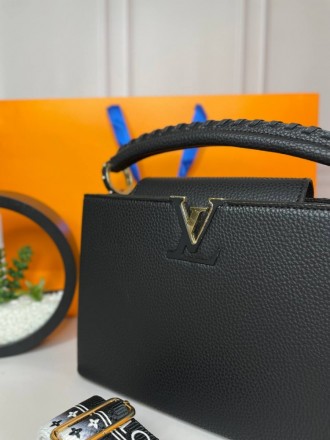 
 Модель: Louis Vuitton Capucines
Артикул: wb004
Материал: Экокожа 
Размер Ш28,5. . фото 5