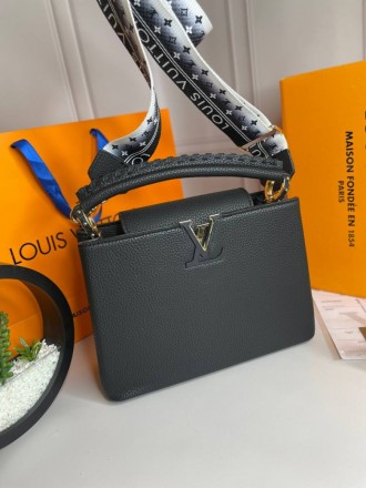 
 Модель: Louis Vuitton Capucines
Артикул: wb004
Материал: Экокожа 
Размер Ш28,5. . фото 3