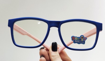 Дитячі комп'ютерні окуляри

Лінза прозора полімер із захисним фільтром
Ф. . фото 8