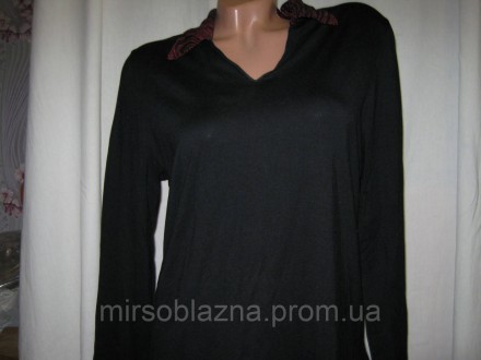 Кофта-рубашка б/у трикотажная женская, размер визуально 46-48. Черного цвета, ру. . фото 2