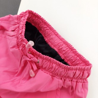 Детские деми штаны на нейлоне для девочки Marakas
Преимущества:
- качественная п. . фото 4