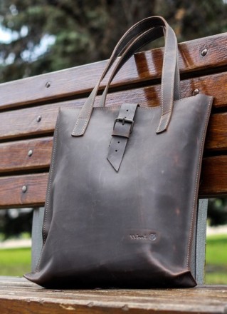 Жіноча шкіряна сумка "Alta"
Шкіряна сумка "Alta" ― виконана повністю з натуральн. . фото 2