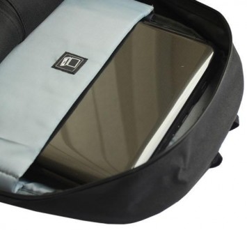 Легкий рюкзак для ноутбука 16" D-LEX LX660РBK  18L Черный
Стильный и практичный . . фото 5