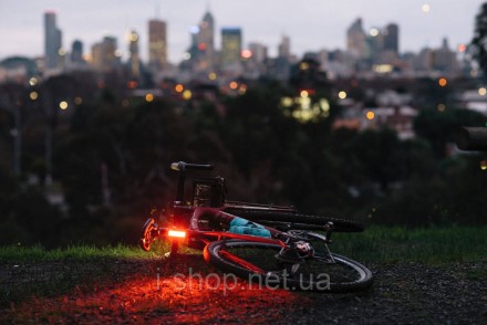 
Blinder Mob V Mr Chips – яркий габаритный велосипедный фонарь для использования. . фото 5