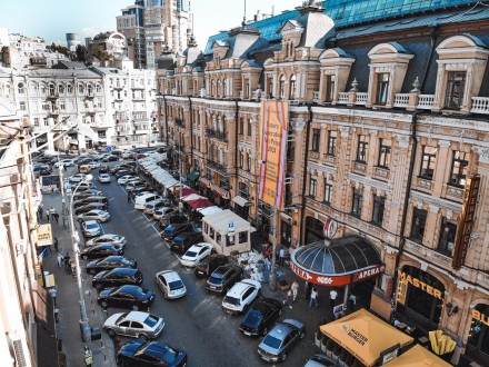 Продажа ФАСАДНОГО помещения под любой вид деятельности в центре Киева по адресу . Центр. фото 2
