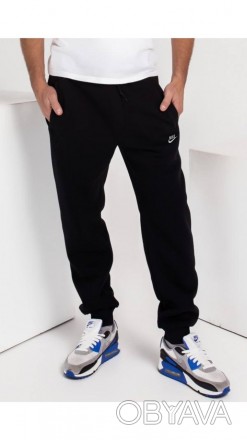 Код товара: 4408.4
Мужские спортивные штаны с двумя боковыми карманами на молнии. . фото 1