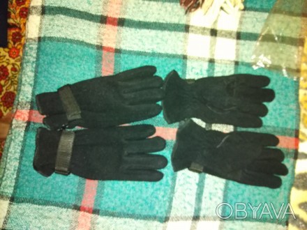 Перчатки флисовые зимние, цвет черный, 100% полиэстер. В запястьях есть упругие . . фото 1