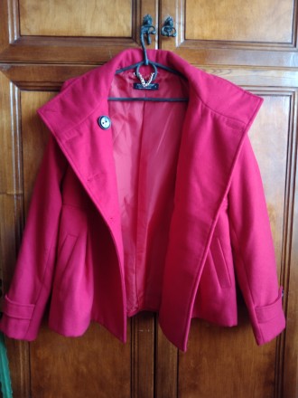 Нове, дуже гарне пальто із Італії,не підійшов розмір, розмір 38 європейський.
Д. . фото 6