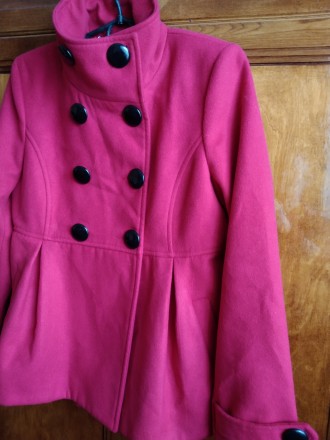 Нове, дуже гарне пальто із Італії,не підійшов розмір, розмір 38 європейський.
Д. . фото 7