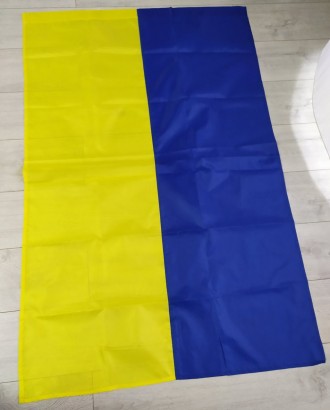 Прапор України, великий, розмір: 140х90 см, болонья. цупка тканина, ідеально для. . фото 2