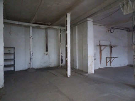 Склад площадью 130 кв.м расположен на 1м этаже на закрытой территории предприяти. Малиновский. фото 7