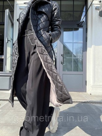 
Демисезонное стеганное пальто тренч черного цвета 
Универсальное стеганное паль. . фото 6