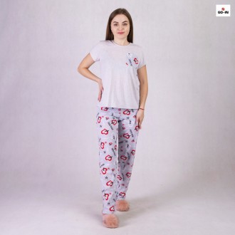 Женская летняя пижама футболка со штанами 46-54р.
Женская летняя пижама футболка. . фото 2