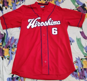 Бейсбольная jersey Hiroshima Toyo Carp, Abe, размер-М, длина-76см, под мышками-5. . фото 2