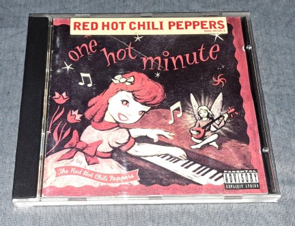 Продам Фирменный СД Red Hot Chili Peppers - One Hot Minute
Состояние диск/полиг. . фото 2