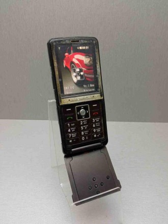 Телефон с откидной крышкой, экран 2", разрешение 320x240, камера 1.30 МП, слот д. . фото 2