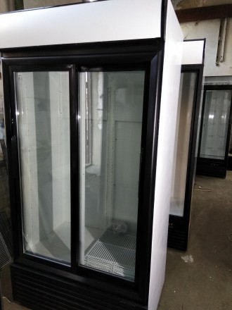 Холодильное оборудование бу для торговли в г.Яготин - шкаф холодильник
двухдвер. . фото 3