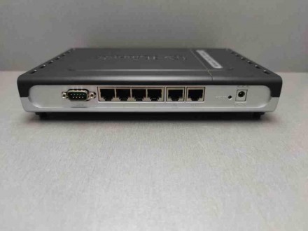 4 порта Ethernet 10/100 Мбит/сек4 портов Ethernet 10/100 Мбит/сек, WAN-порт: Eth. . фото 6