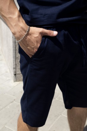 
ІНФОРМАЦІЯ ПРО ПРОДУКТ
Чоловічі шорти лляні з кишенями на літо сині
Шорти
Матер. . фото 4
