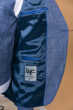 
ІНФОРМАЦІЯ ПРО ПРОДУКТ
Чоловічий синій класичний костюм піджак в клітинку брюки. . фото 7