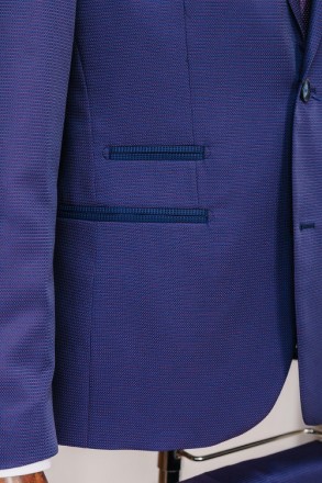 
ІНФОРМАЦІЯ ПРО ПРОДУКТ
Чоловічий фіолетовий класичний костюм піджак та штани
Пі. . фото 5