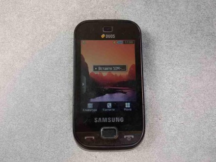 Телефон, поддержка двух SIM-карт, экран 2.8", разрешение 320x240, камера 3 МП, п. . фото 2