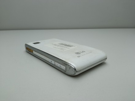 Телефон, підтримка двох SIM-карт, екран 3", роздільна здатність 400x240, камера . . фото 6